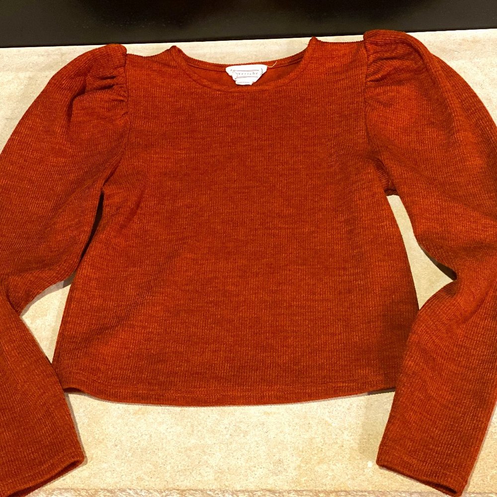 Love Riche Puff Sleeve Cropped Sweater NWOT